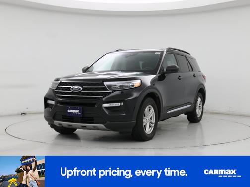 Black 2022 Ford Explorer XLT