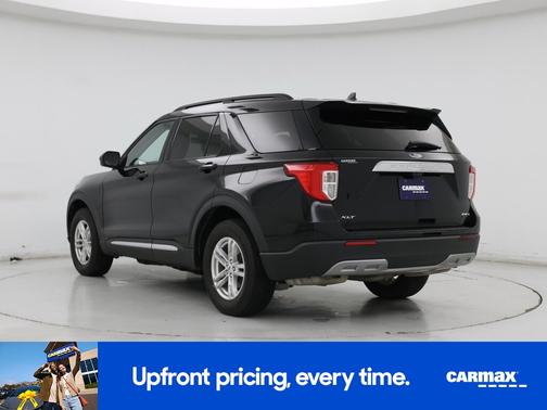 Black 2022 Ford Explorer XLT