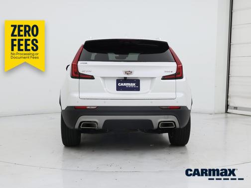 White 2022 Cadillac XT4 Premium Luxury