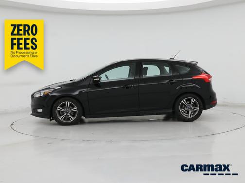 Black 2016 Ford Focus SE