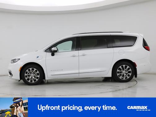2023 Chrysler Pacifica Hybrid Pinnacle