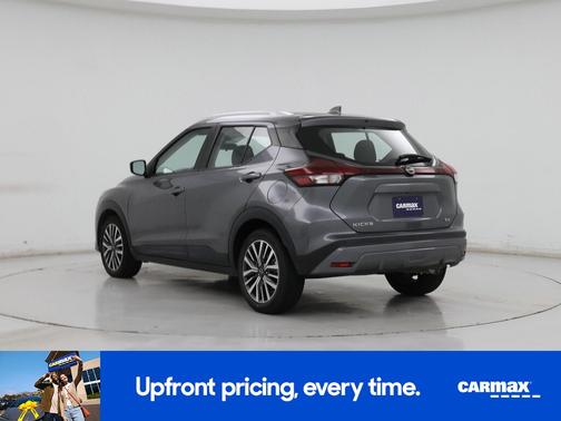 2022 Nissan Kicks SV