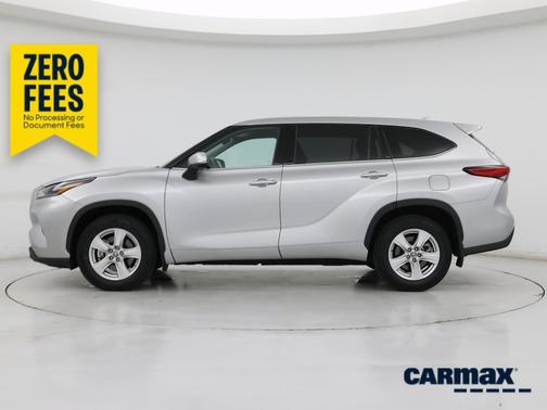 Silver 2021 Toyota Highlander LE