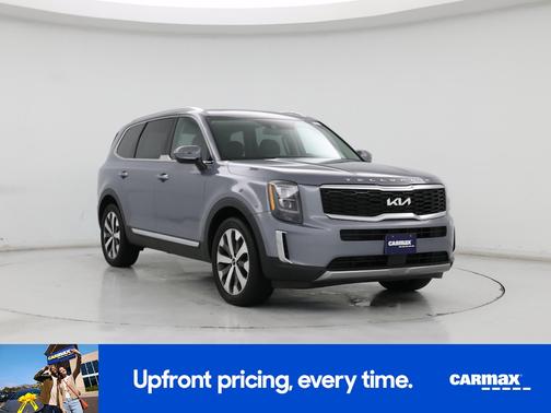 Silver 2022 Kia Telluride EX