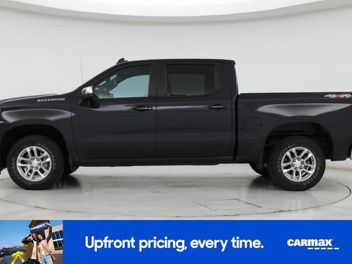 Gray 2022 Chevrolet Silverado 1500 LT