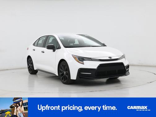 White 2020 Toyota Corolla SE Night Shade