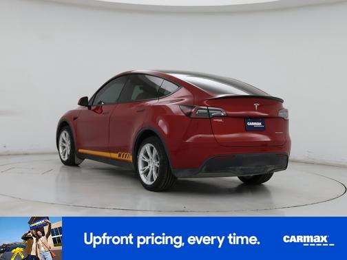 2023 Tesla Model Y Base