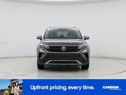Gray 2022 Volkswagen Taos SE