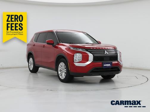 Red 2024 Mitsubishi Outlander ES