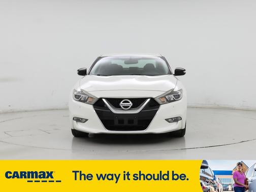 2016 Nissan Maxima SR