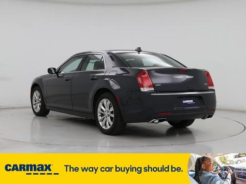 2016 Chrysler 300 Limited