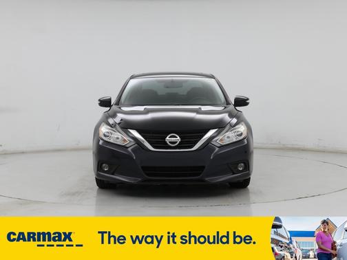 2017 Nissan Altima SV