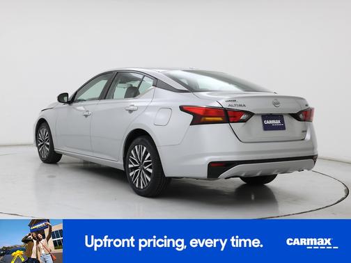 Silver 2023 Nissan Altima SV