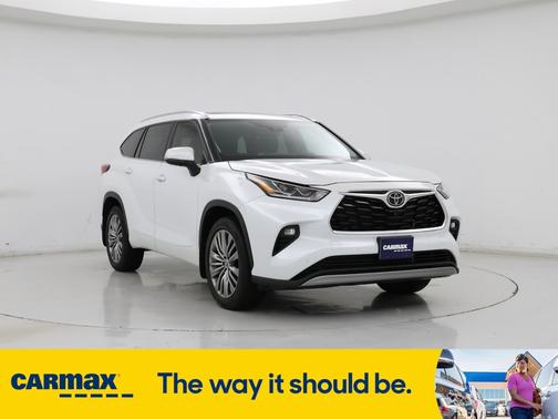 2022 Toyota Highlander Platinum