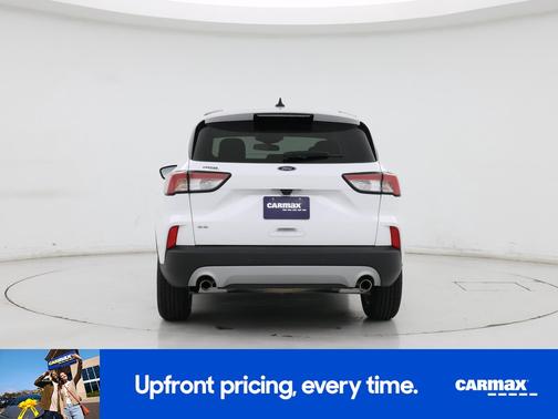 White 2022 Ford Escape SE