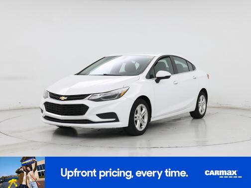 White 2018 Chevrolet Cruze LT