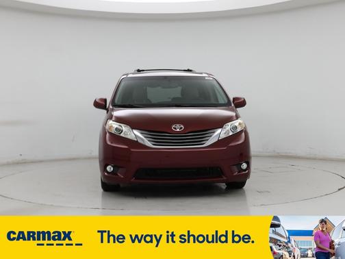 2016 Toyota Sienna XLE
