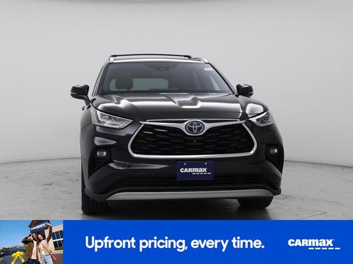 Brown 2020 Toyota Highlander Hybrid Platinum