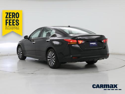 Black 2025 Nissan Altima SV