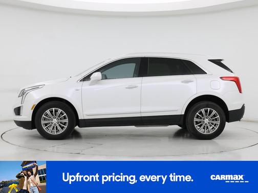 White 2018 Cadillac XT5 Luxury