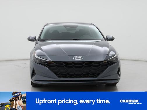 Gray 2022 Hyundai ELANTRA SEL