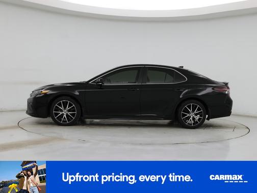 Black 2023 Toyota Camry SE