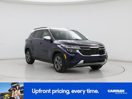 Blue 2024 Kia Seltos S