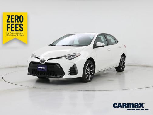 White 2018 Toyota Corolla SE