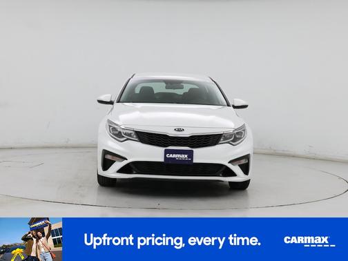 White 2019 Kia Optima LX