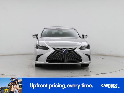 2021 Lexus ES 300h Luxury