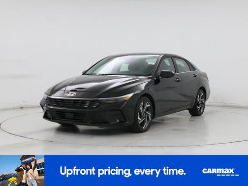 Black 2025 Hyundai ELANTRA SEL Convenience