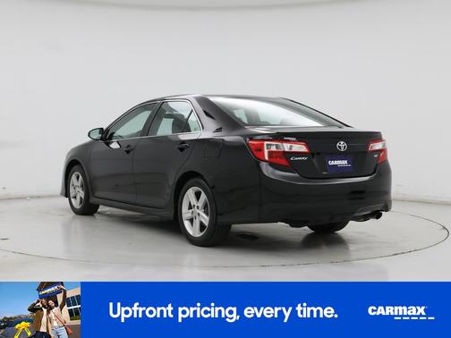Black 2014 Toyota Camry SE
