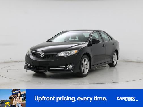 Black 2014 Toyota Camry SE
