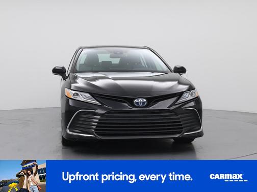 2022 Toyota Camry Hybrid XLE