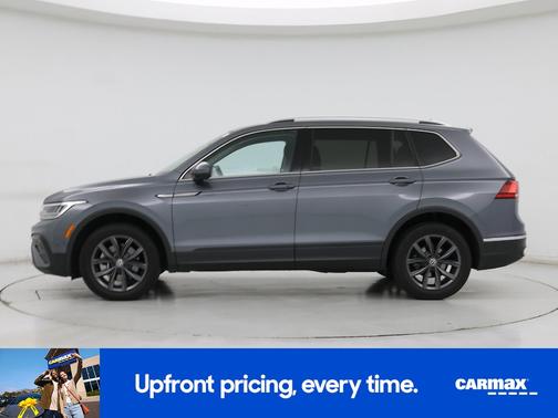 Gray 2022 Volkswagen Tiguan SE