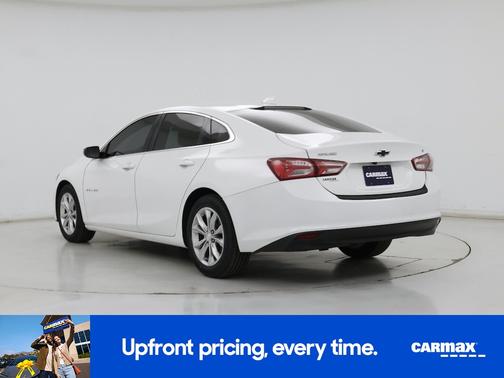 White 2019 Chevrolet Malibu LT