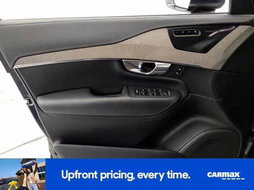 Black 2022 Volvo XC90 Recharge Plug-In Hybrid T8 Inscription