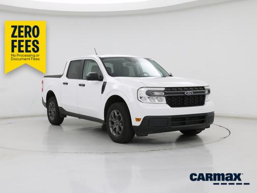 White 2024 Ford Maverick XLT