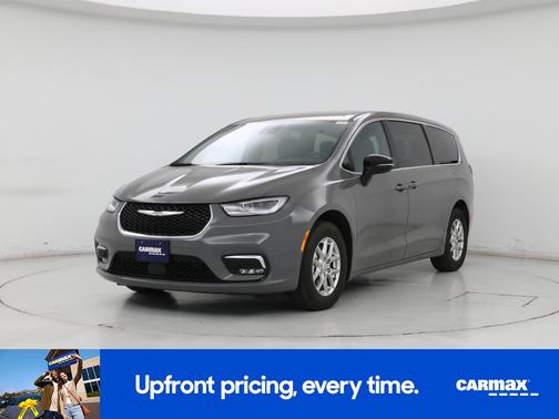 Gray 2025 Chrysler Pacifica Select