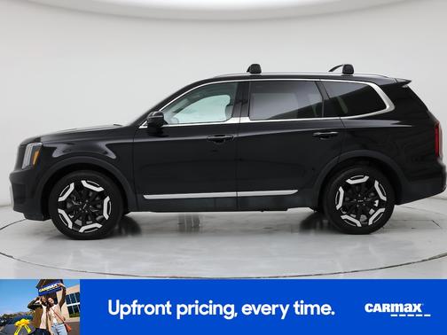Black 2025 Kia Telluride S