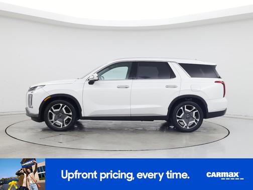 White 2023 Hyundai PALISADE Limited