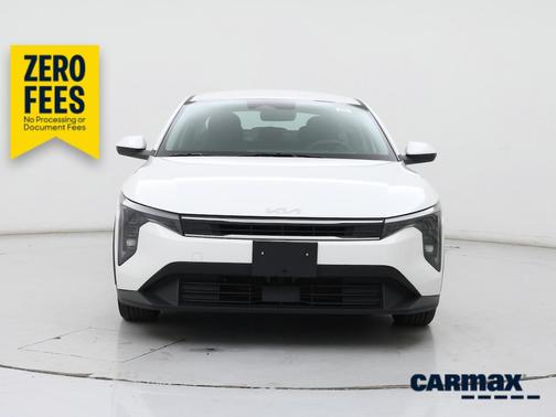 White 2025 Kia K4 LXS