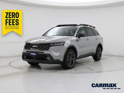 Gray 2025 Kia Sorento S