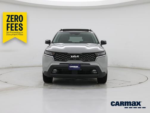 Gray 2025 Kia Sorento S
