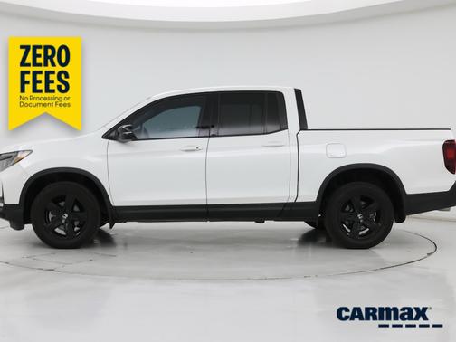 White 2022 Honda Ridgeline Black Edition