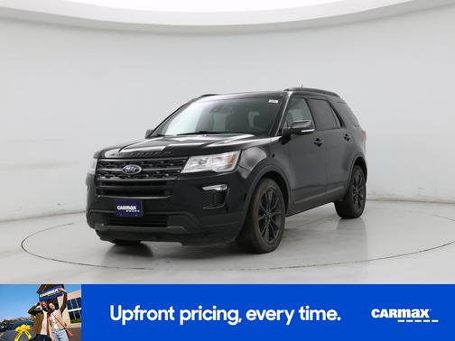 Black 2018 Ford Explorer XLT
