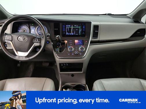 Silver 2016 Toyota Sienna XLE