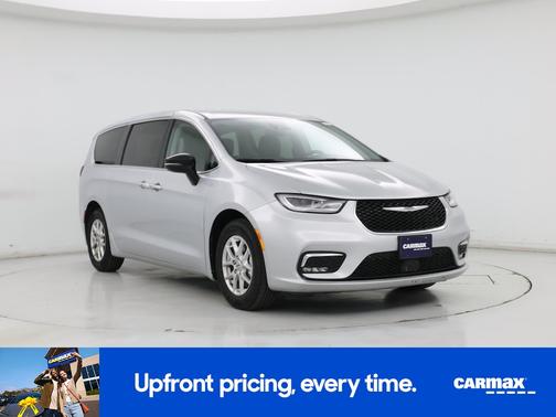 Silver 2024 Chrysler Pacifica Touring L