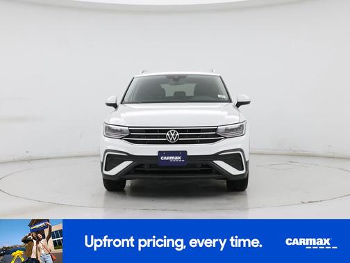 White 2022 Volkswagen Tiguan SE