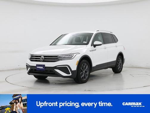 White 2022 Volkswagen Tiguan SE